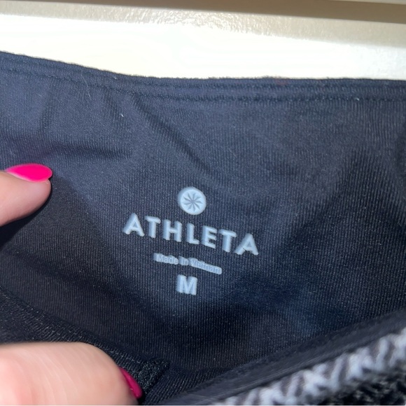 Athleta Gray Leggings with Comfort and Style - Picture 3 of 4